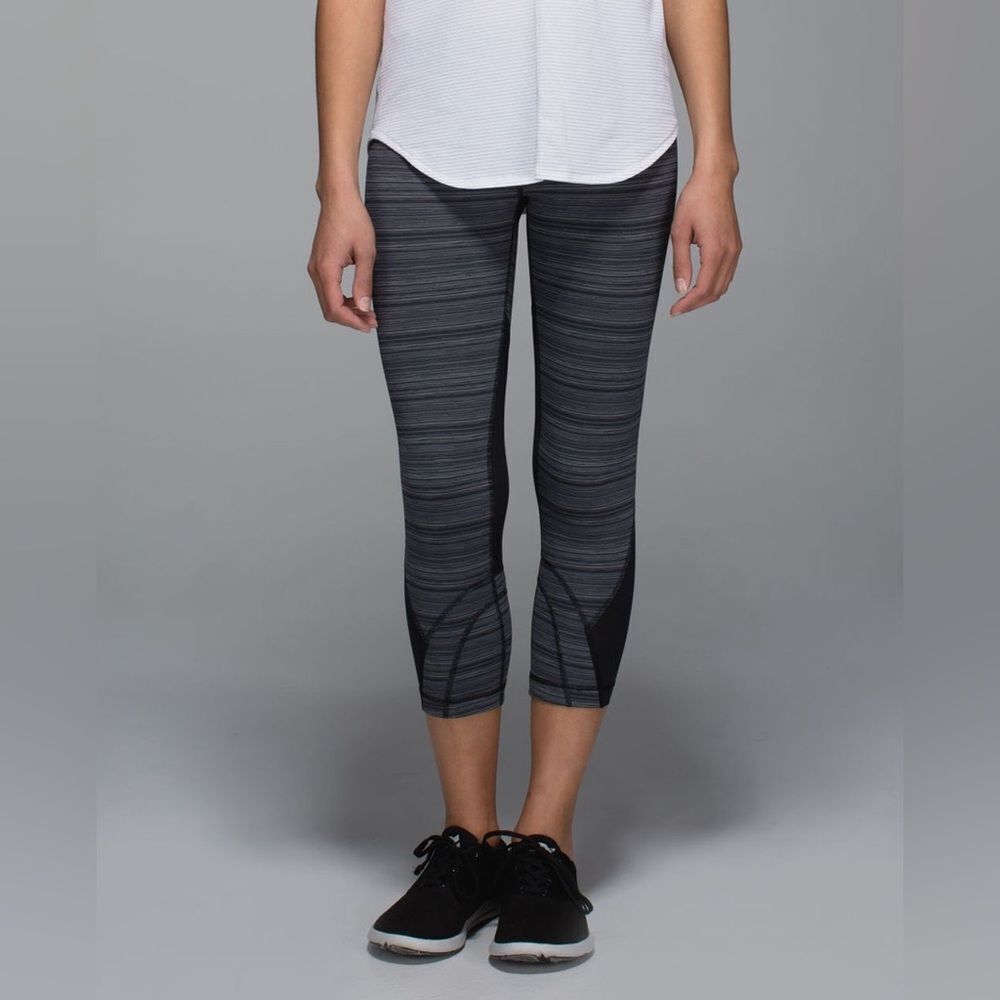 Lululemon Run: Inspire Crop II (Mesh) in Cyber Stripe Deep Coal Black - Picture 2 of 11